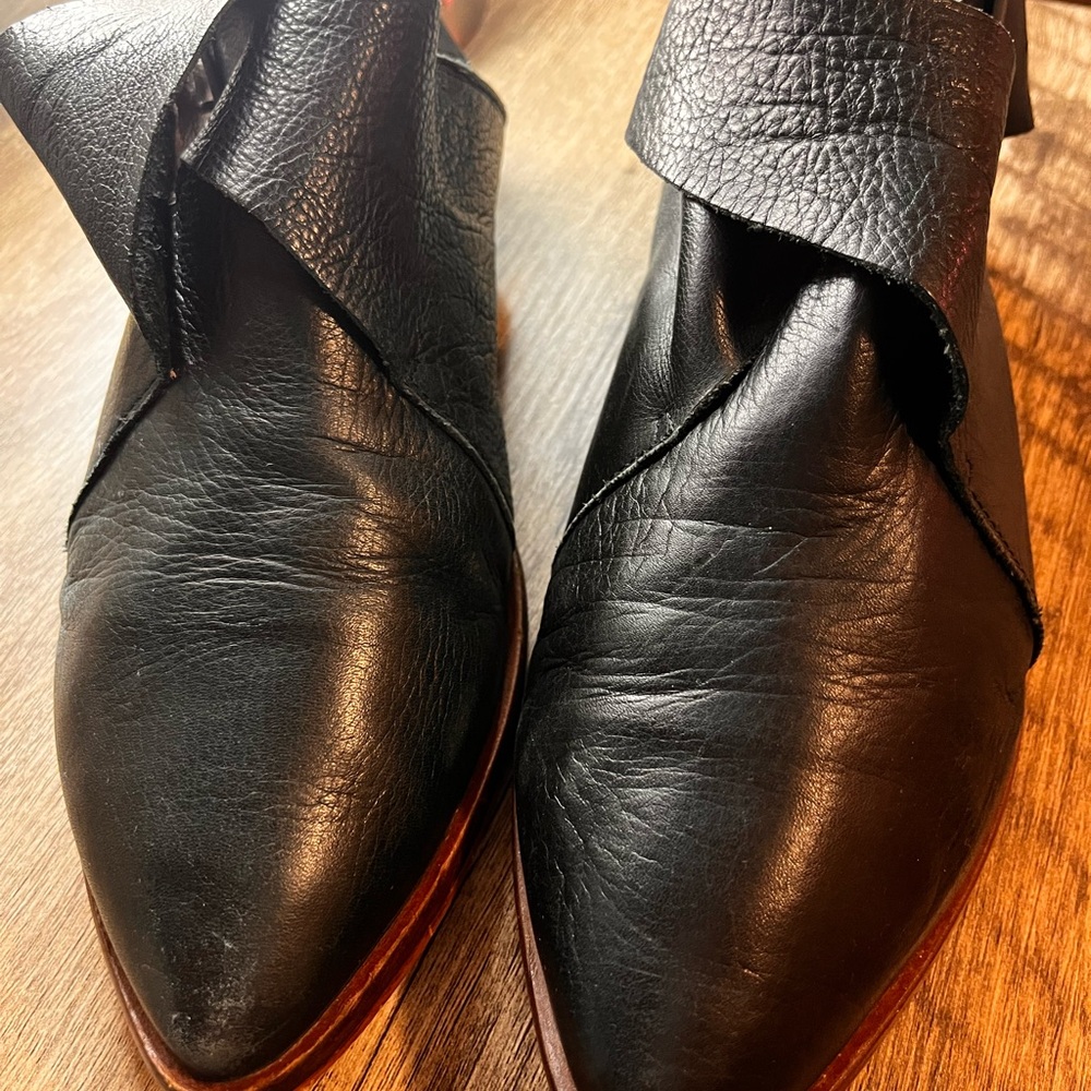 Free People Black Leather Women's Shoes - Picture 3 of 7
